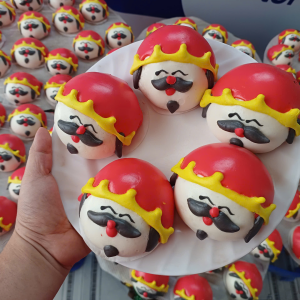 Bánh Bao Thần Tài